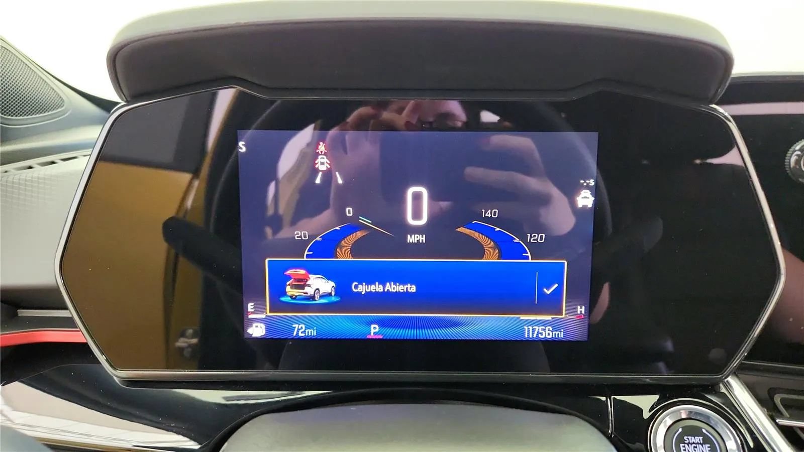 Used 2025 Chevrolet Trax RS w/ Driver Confidence Package FWD image 25