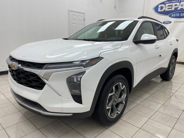 New 2026 Chevrolet Trax LT w/ Driver Confidence Package FWD image 17