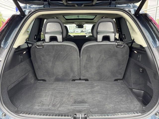 Used 2025 Volvo XC90 B6 Plus AWD/4WD image 12