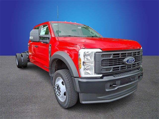 New 2025 Ford F550 4x4 Crew Cab image 3