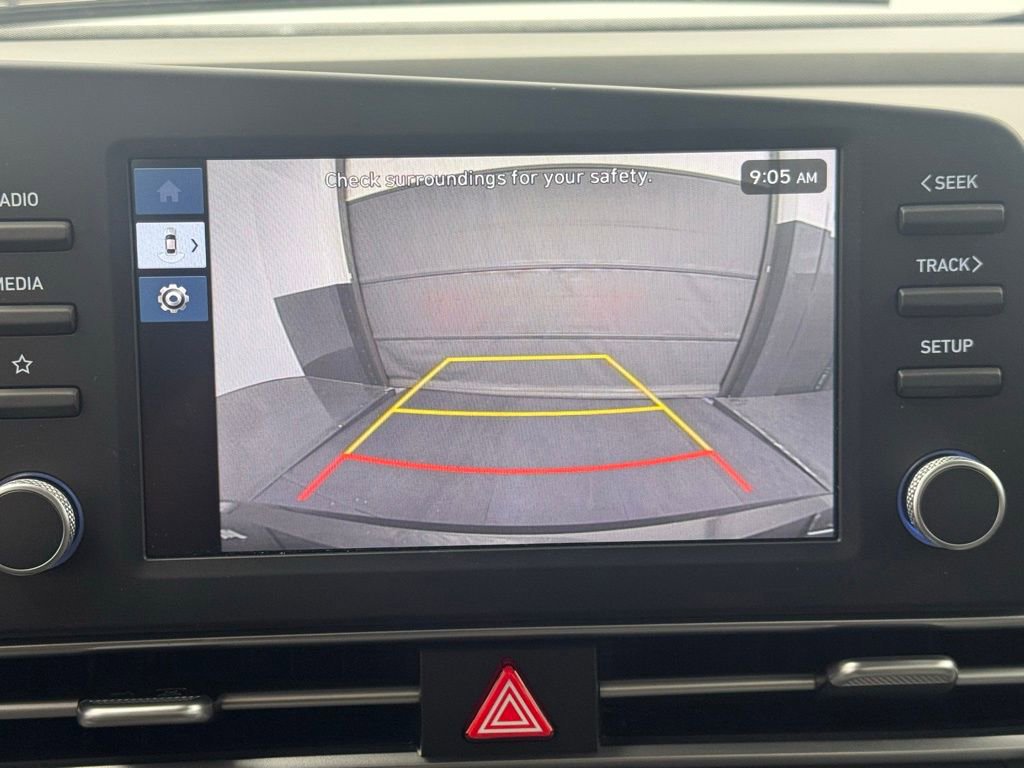 Used 2025 Hyundai Elantra Sport image 14