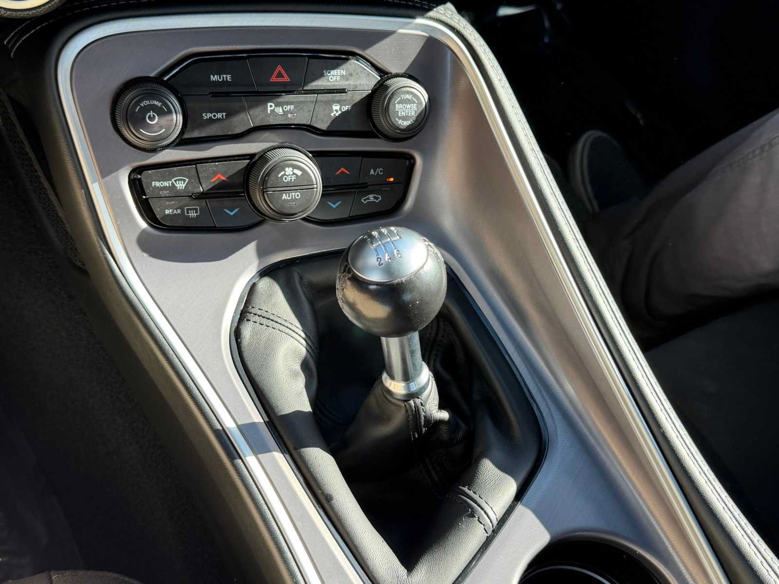 Used 2022 Dodge Challenger R/T w/ Blacktop Package RWD image 20