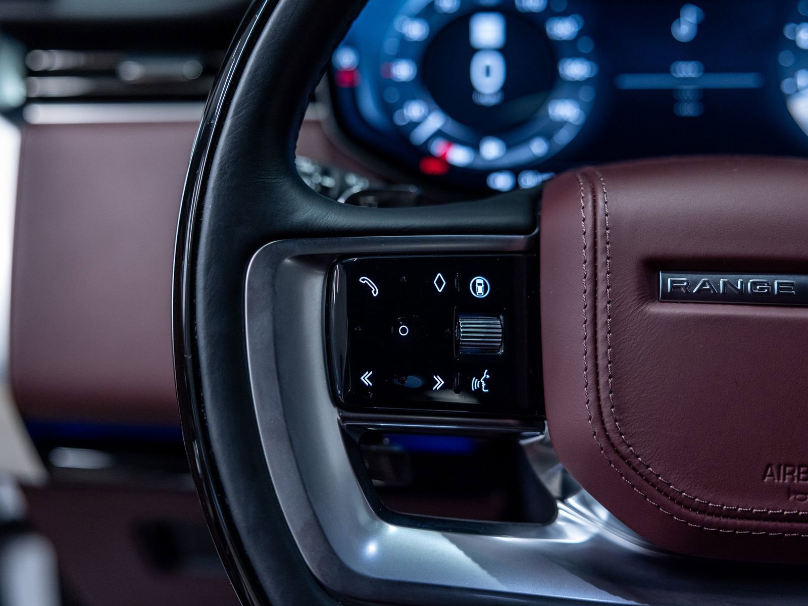 Used 2025 Land Rover Range Rover Autobiography image 43