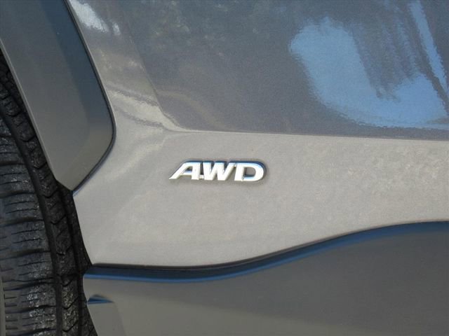 Used 2022 Toyota RAV4 XLE image 9