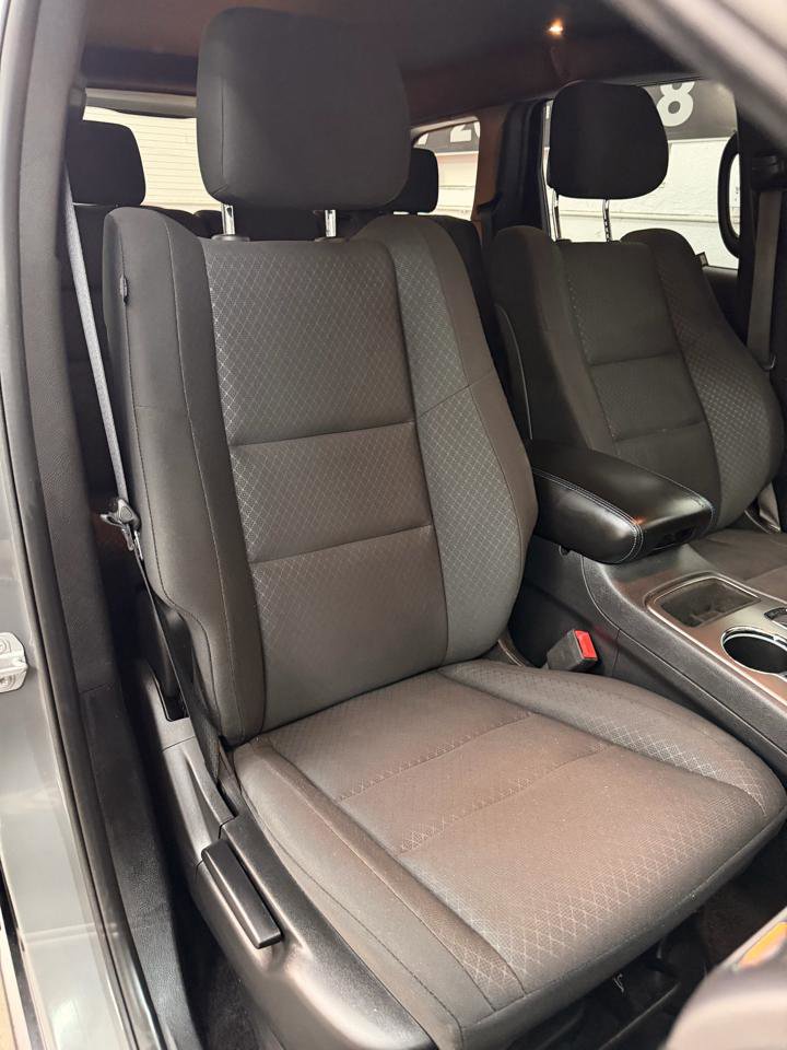 Used 2019 Jeep Grand Cherokee Laredo RWD image 37