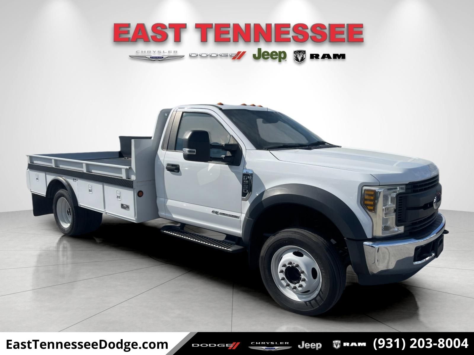 Used 2018 Ford F550 2WD Regular Cab Super Duty image 1