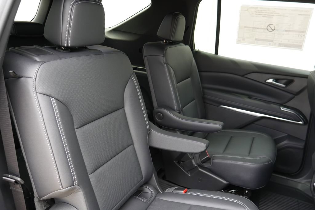 New 2026 Chevrolet Traverse LT w/ LPO, Floor Liner Package image 23