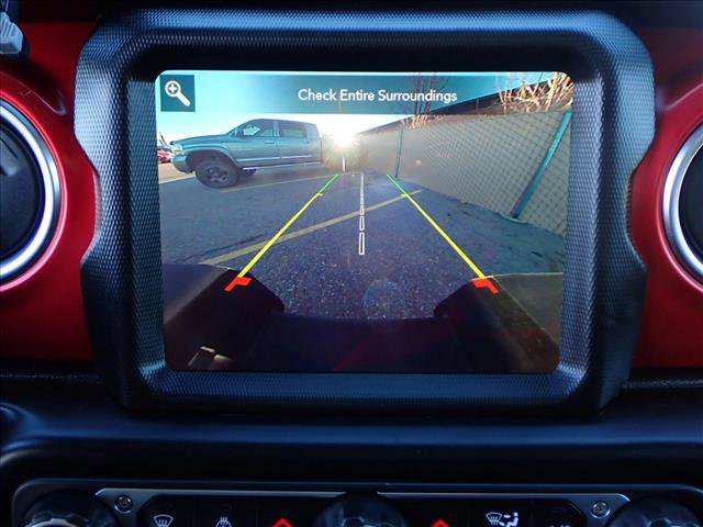 Used 2022 Jeep Gladiator Rubicon w/ Cold Weather Group image 14