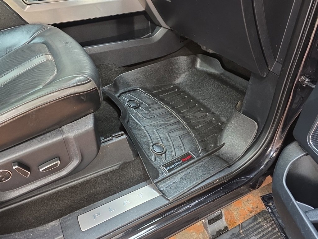 Used 2020 Ford F150 Platinum w/ Equipment Group 701A Luxury image 14