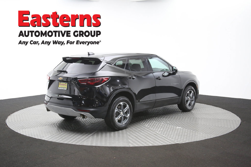 Used 2025 Chevrolet Blazer LT FWD image 44
