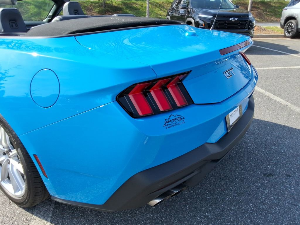 Used 2025 Ford Mustang GT Premium image 14