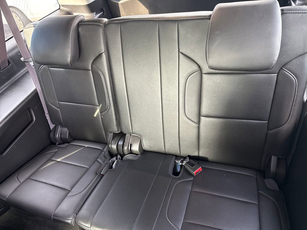 Used 2017 Chevrolet Suburban Premier image 33