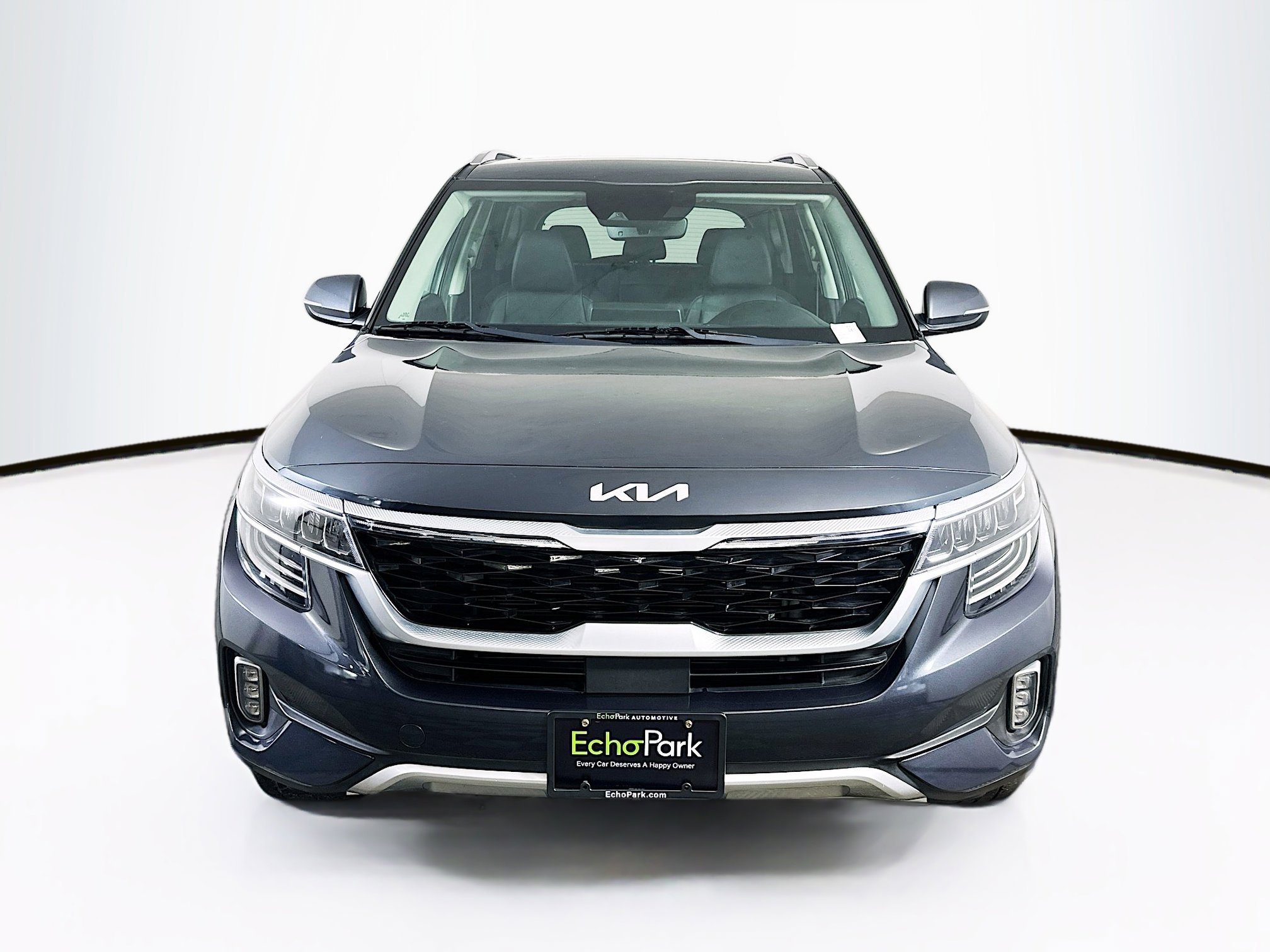 Used 2022 Kia Seltos SX w/ Sunroof Package image 2