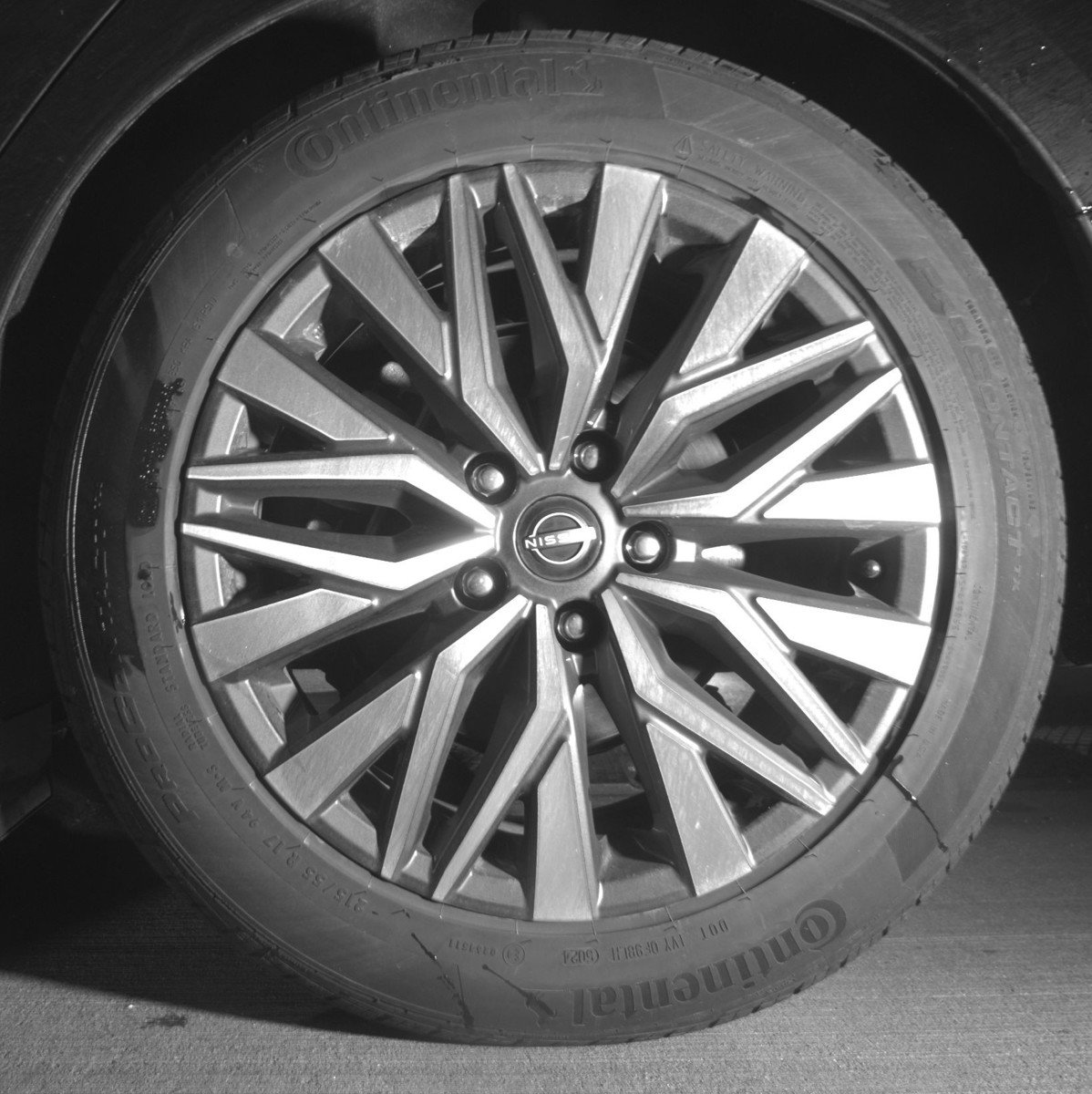 Used 2025 Nissan Altima 2.5 SV image 14