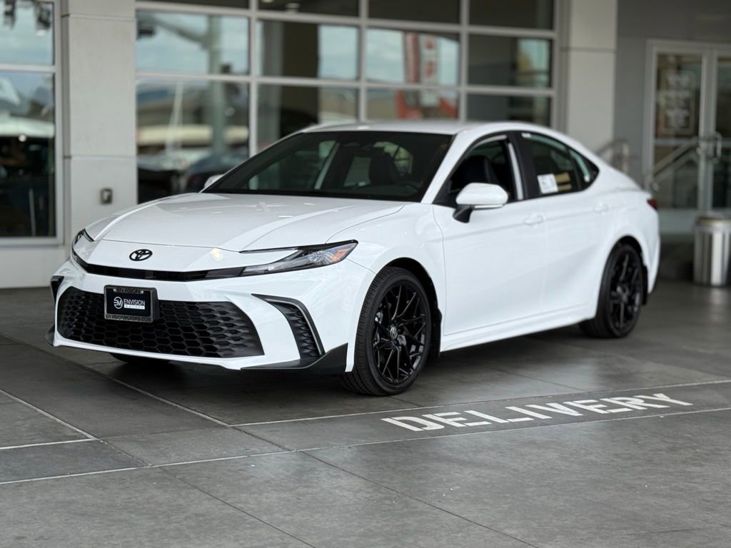 New 2026 Toyota Camry SE image 2