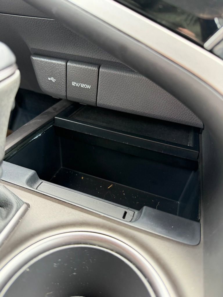 Used 2022 Toyota Camry SE image 18