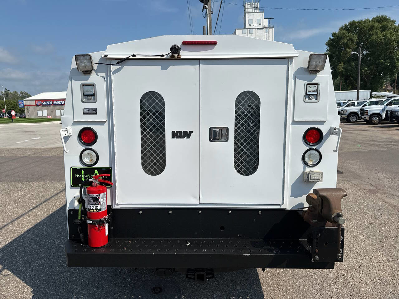 Used 2014 Ford F350 XL image 4