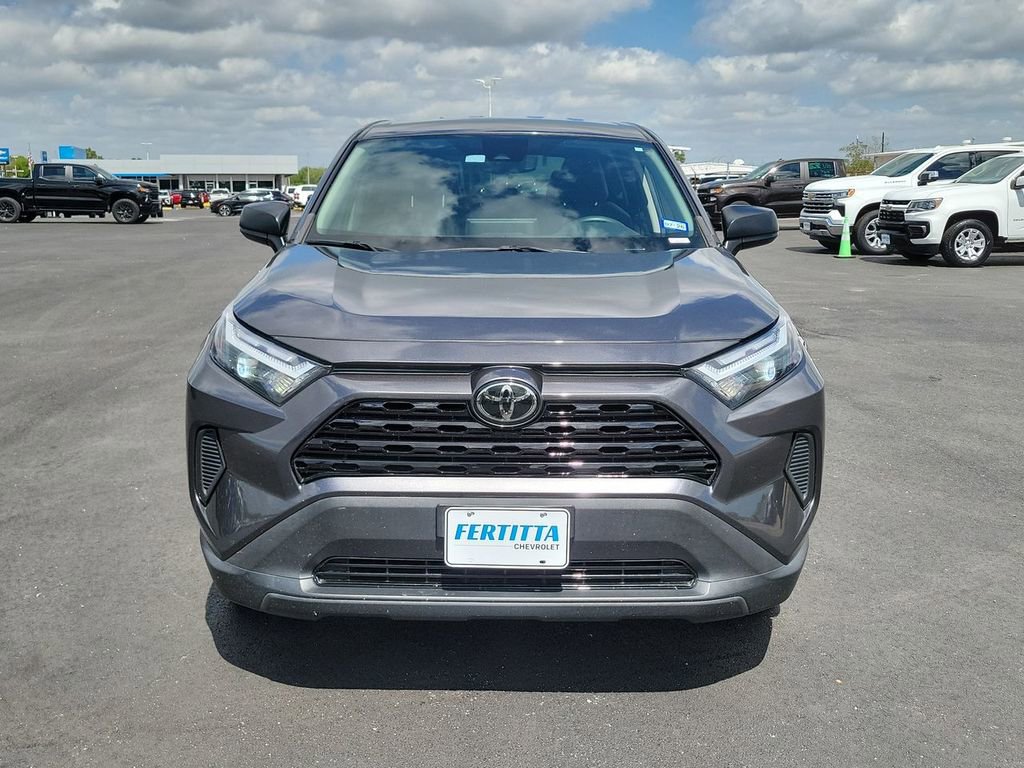 Used 2023 Toyota RAV4 LE image 9