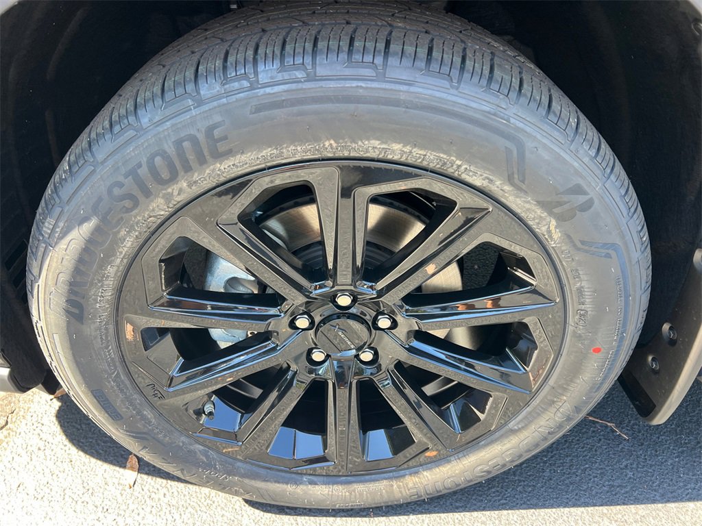 New 2026 Toyota Highlander XLE image 11