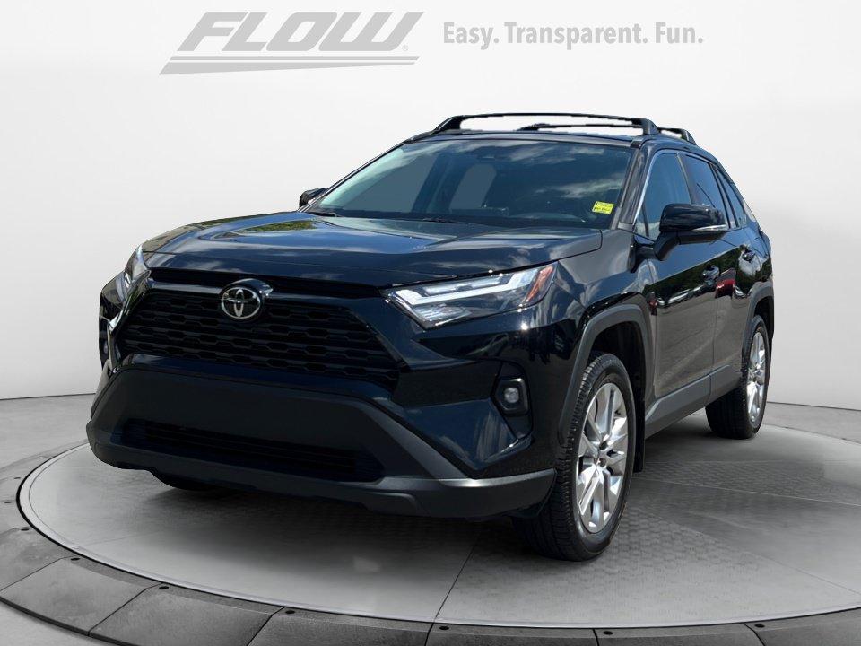 Used 2025 Toyota RAV4 XLE Premium w/ Weather Package AWD/4WD image 4