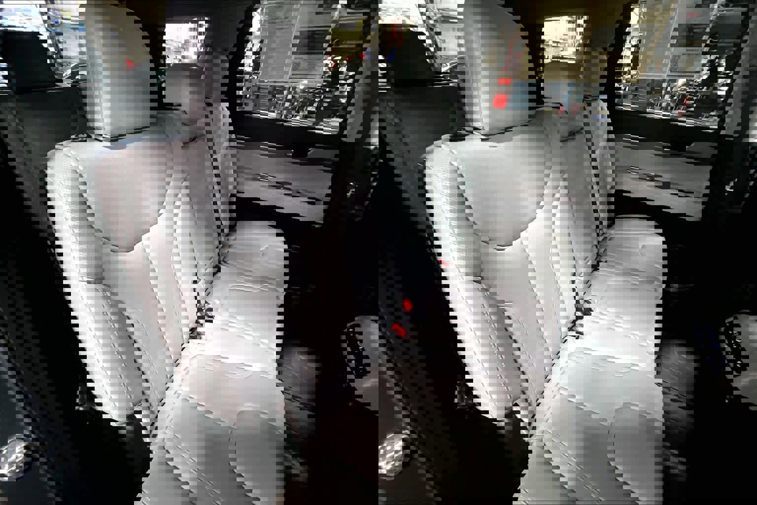 Used 2022 Hyundai Palisade SEL w/ 8P Bench Seat Package image 18