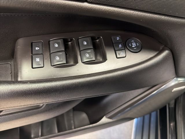 Used 2016 Cadillac Escalade ESV Luxury image 14