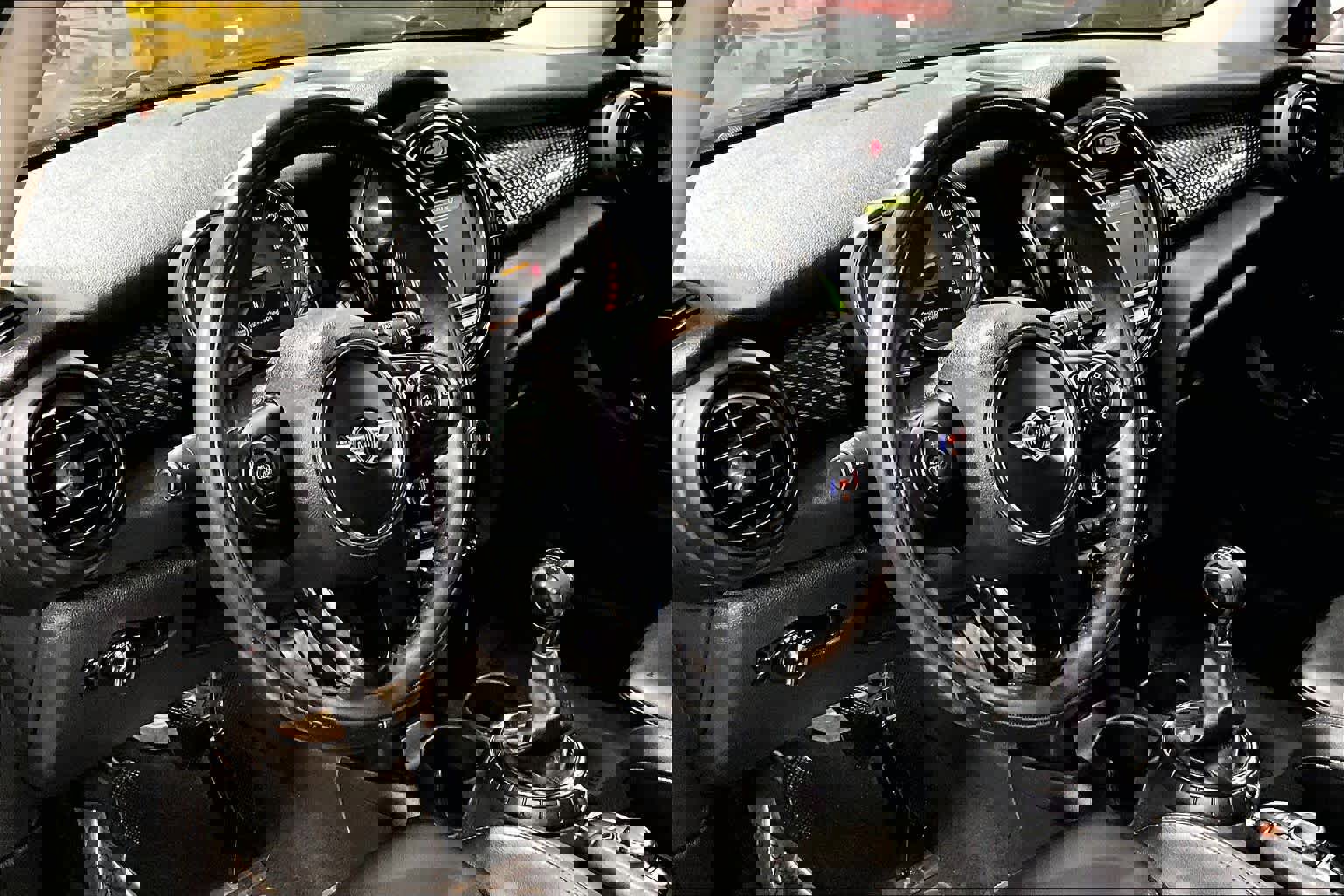 Used 2017 MINI Cooper S image 15