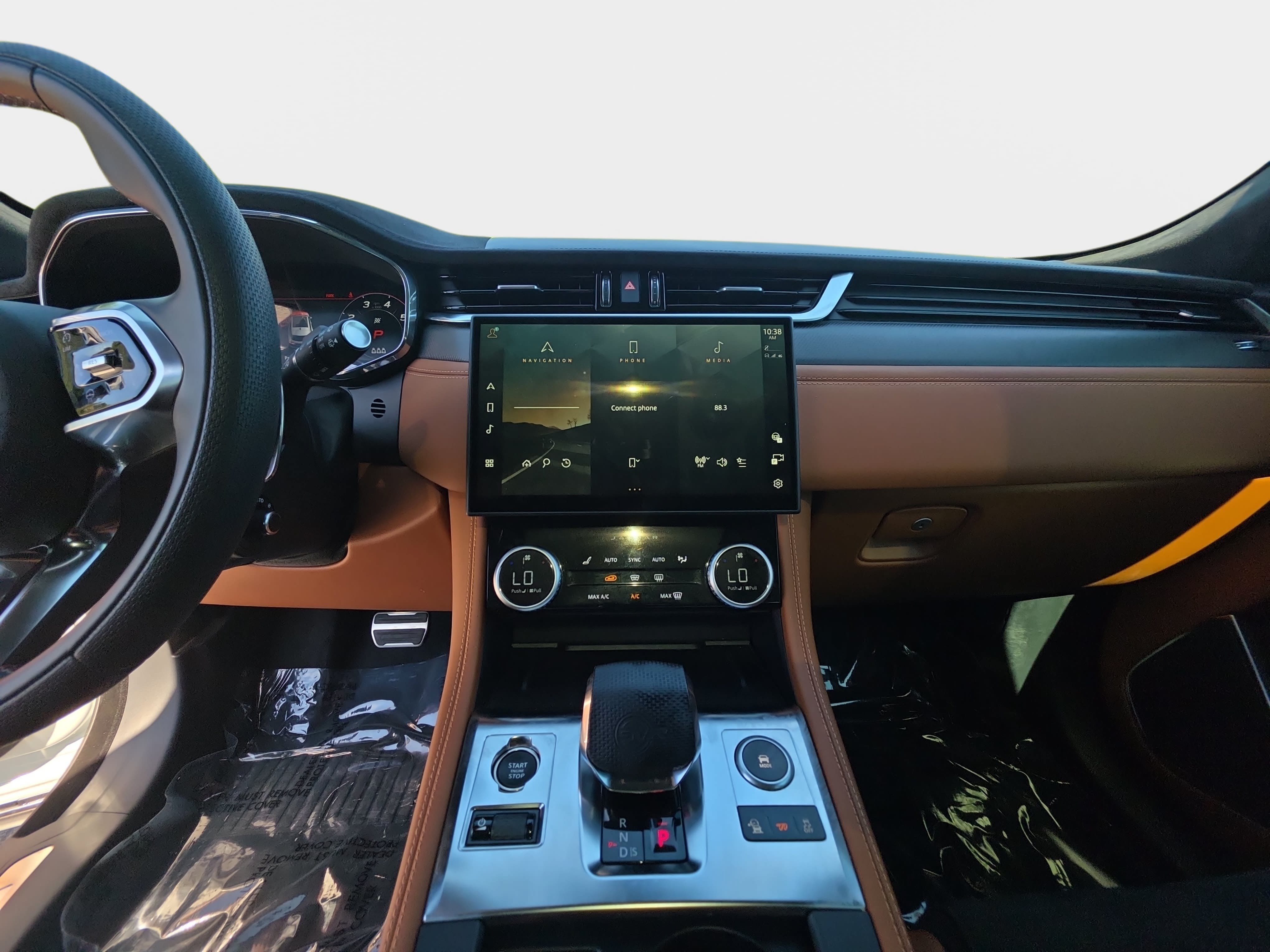 Used 2025 Jaguar F-PACE SVR 575 Edition AWD/4WD image 20