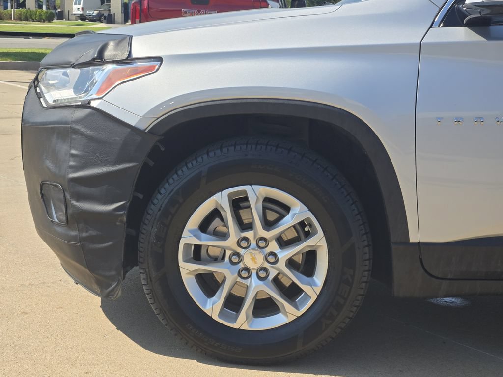 Used 2019 Chevrolet Traverse LT FWD image 8
