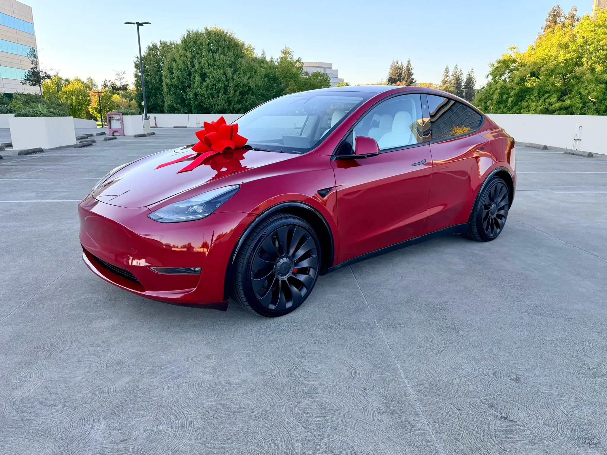 Used 2023 Tesla Model Y Long Range AWD/4WD image 55
