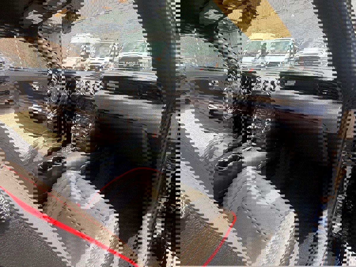 Used 2017 Ford Mustang GT w/ Black Accent Package RWD image 14