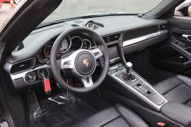 Used 2015 Porsche 911 Carrera S RWD image 25