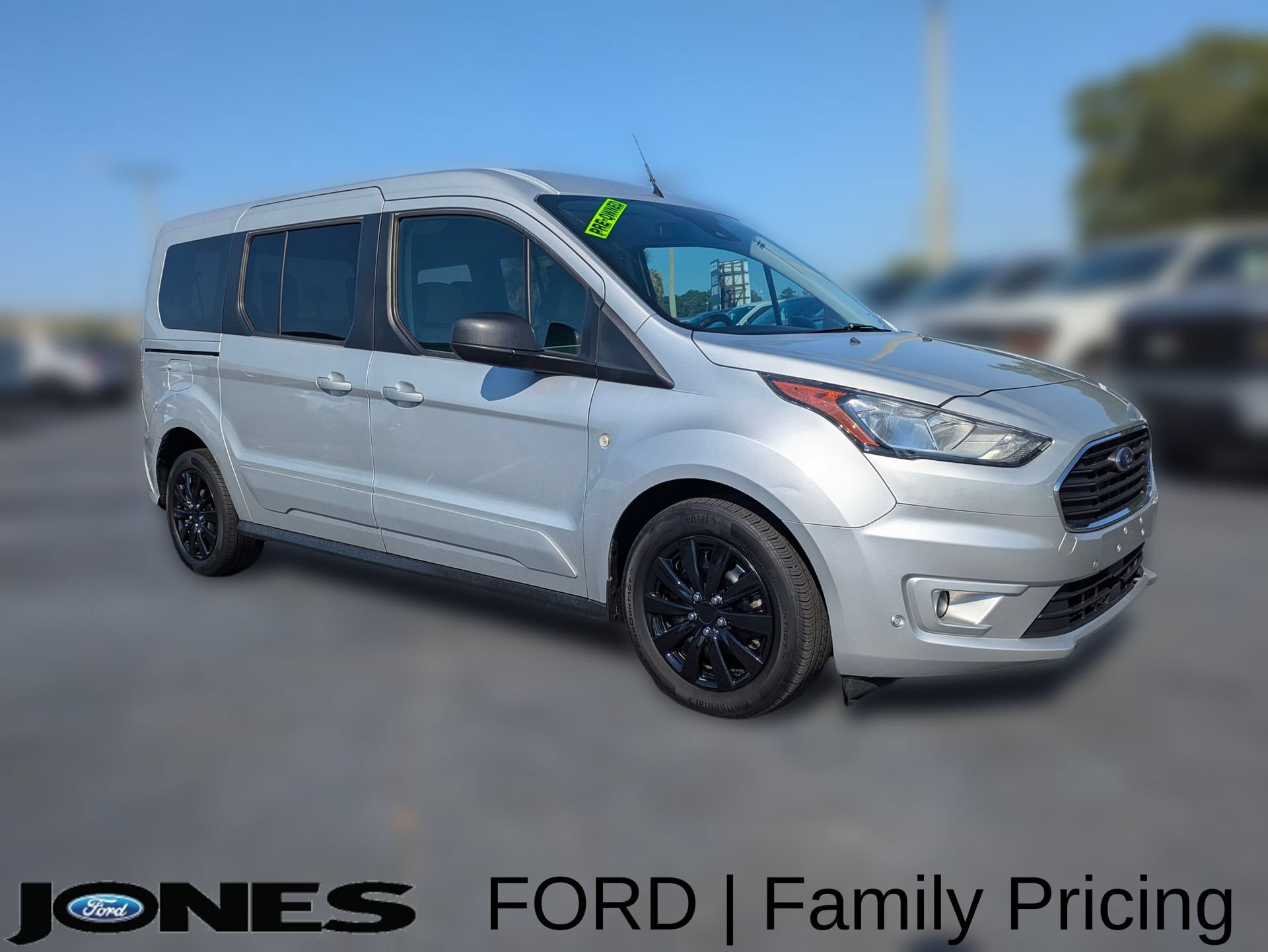Used 2022 Ford Transit Connect XLT