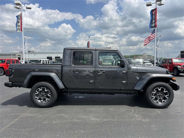 New 2025 Jeep Gladiator Sport w/ Premium Package image 11