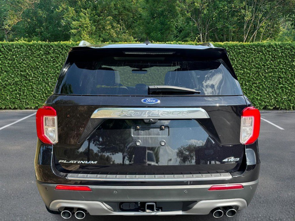 Used 2022 Ford Explorer Platinum w/ Equipment Group 601A image 8