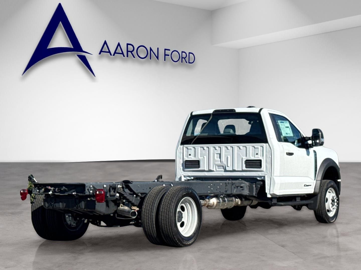 New 2026 Ford F550 4x4 Regular Cab Super Duty image 6