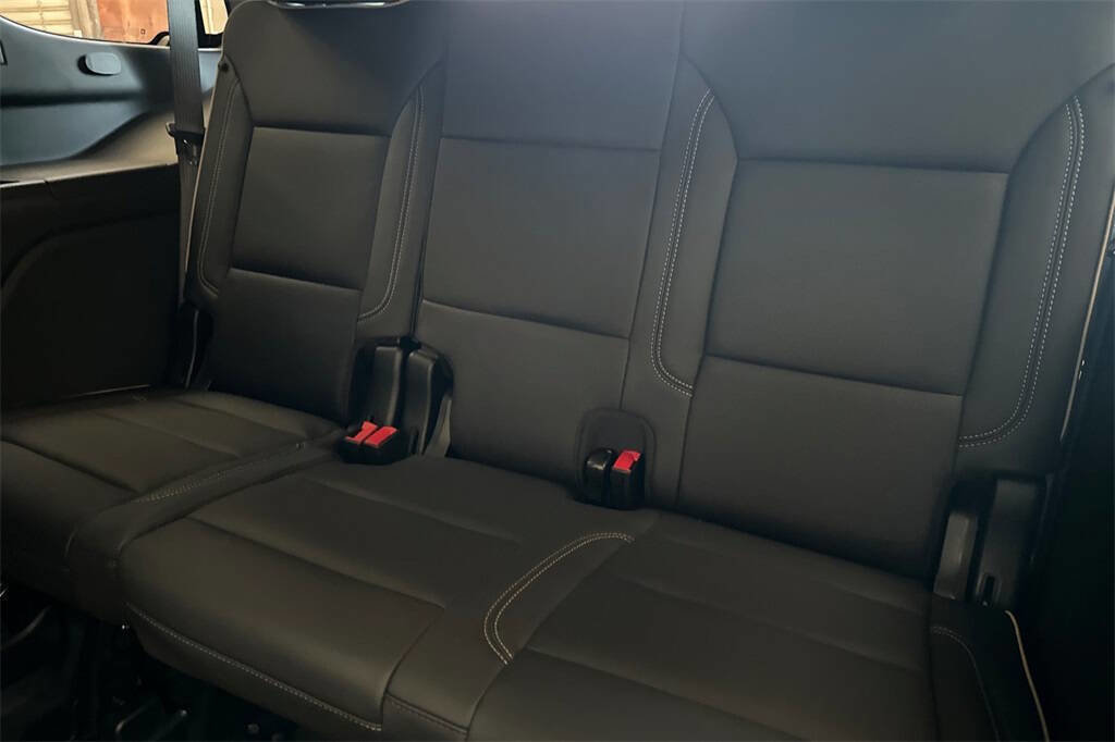 New 2025 Chevrolet Tahoe Premier image 17