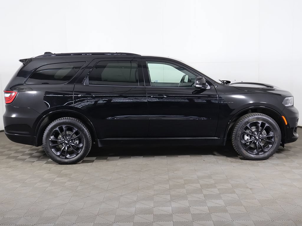 Used 2025 Dodge Durango R/T w/ Blacktop Package AWD/4WD image 22