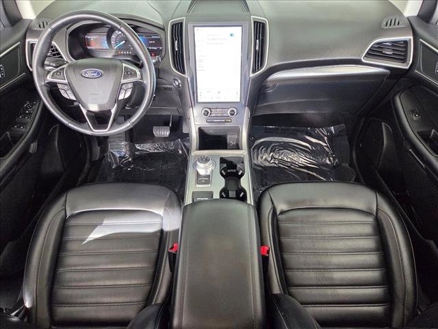 Used 2022 Ford Edge SEL image 16