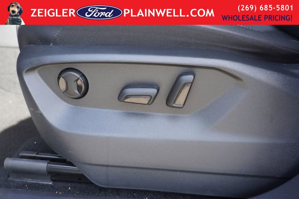 Used 2021 Volkswagen Tiguan SE image 19