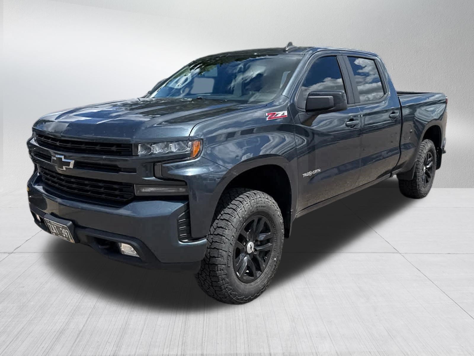 Used 2019 Chevrolet Silverado 1500 RST w/ True North Edition AWD/4WD image 3