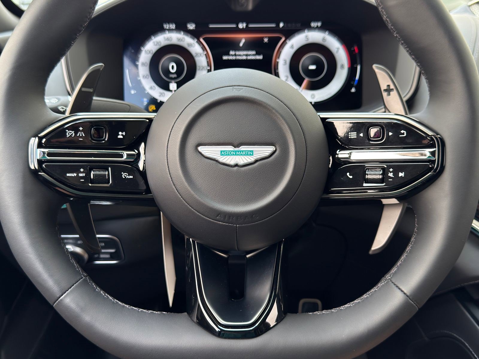 New 2025 Aston Martin DBX 707 image 13