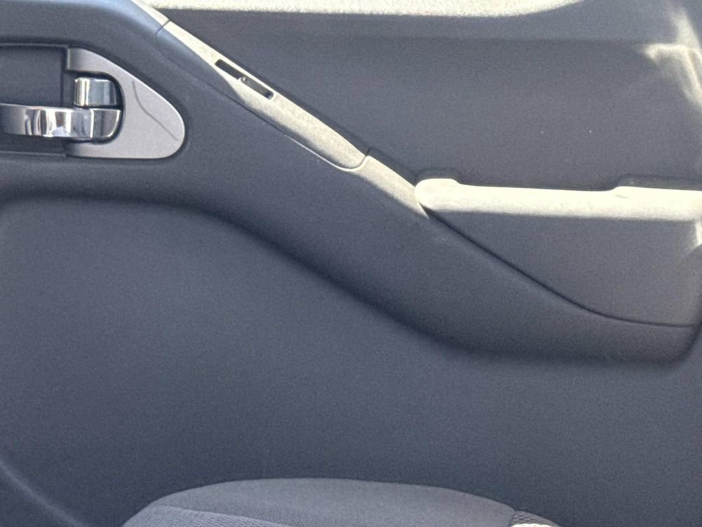 Certified 2020 Nissan Frontier SV RWD image 14