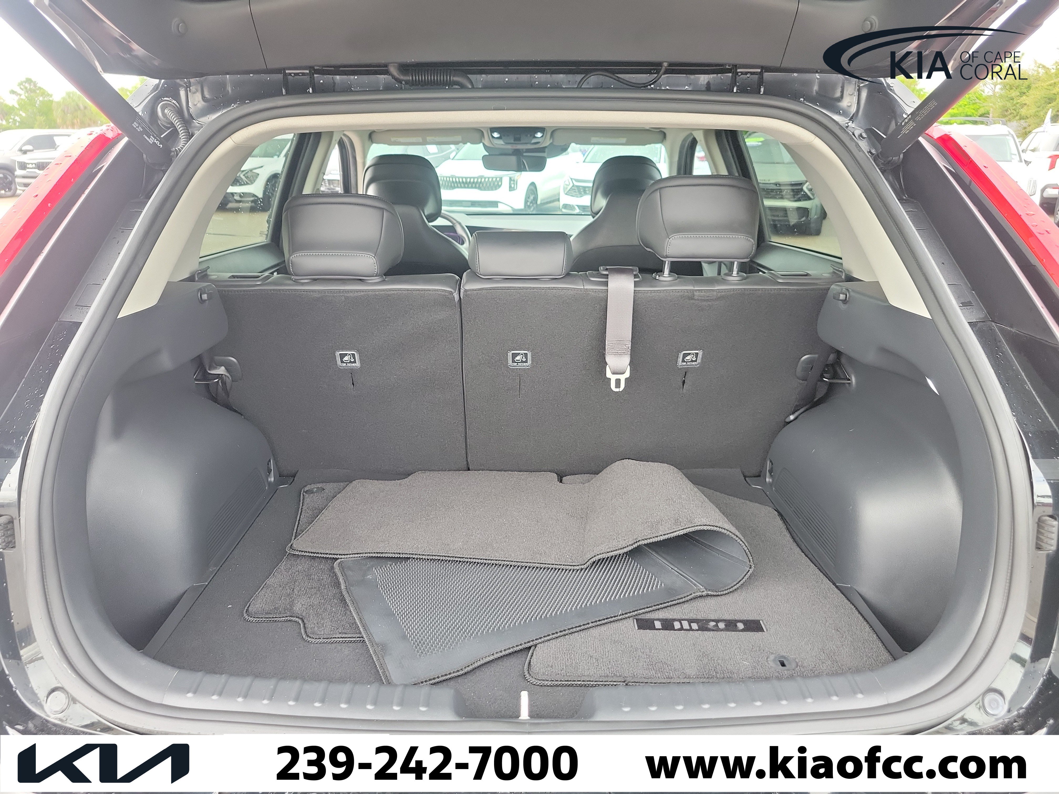 Certified 2023 Kia Niro SX Touring FWD image 11