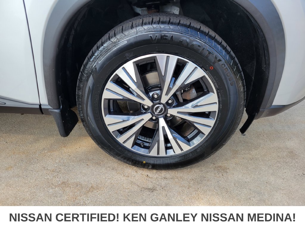 Certified 2023 Nissan Rogue SV w/ SV Premium B Package AWD/4WD image 22