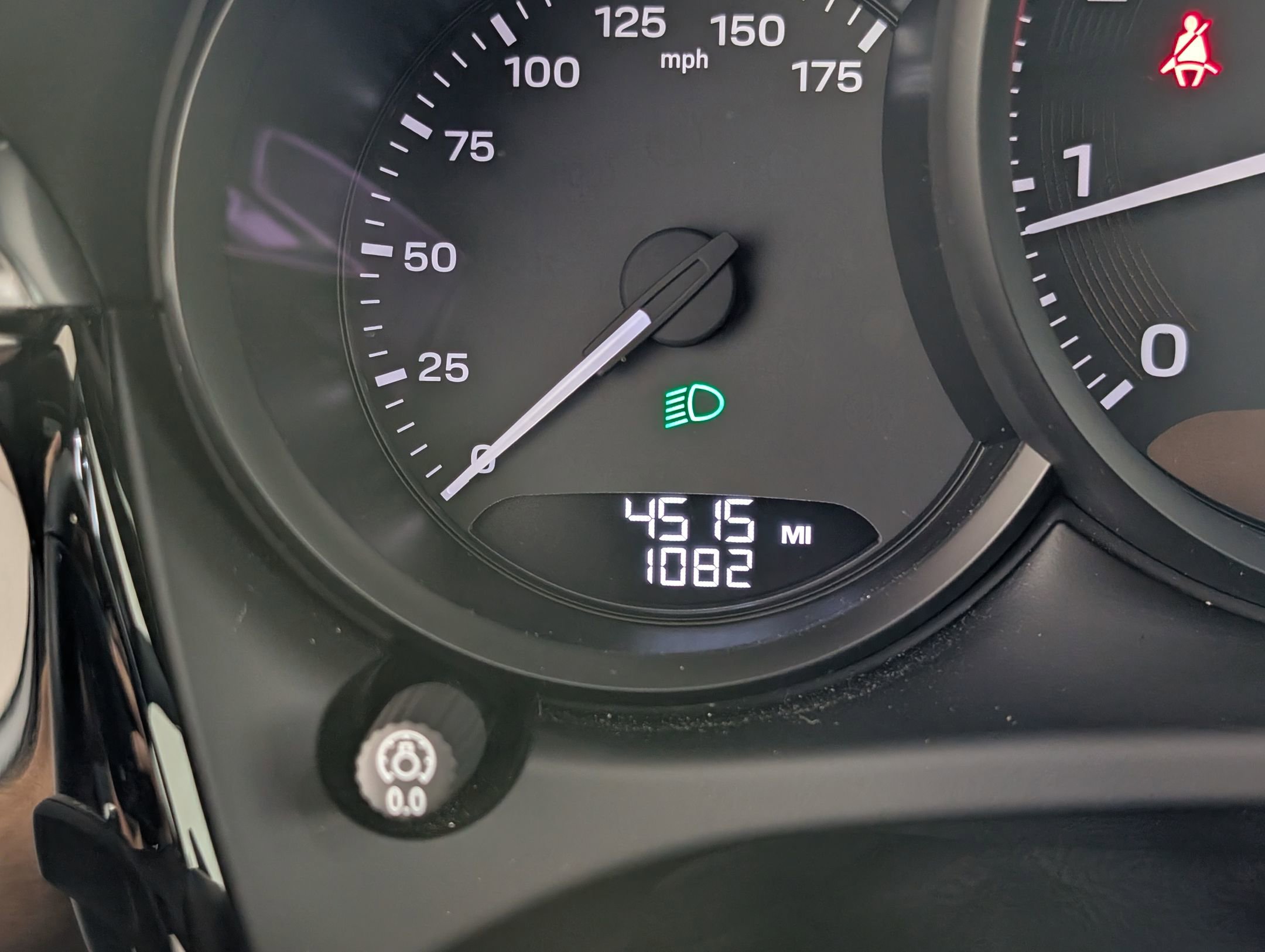 Certified 2025 Porsche Macan image 30