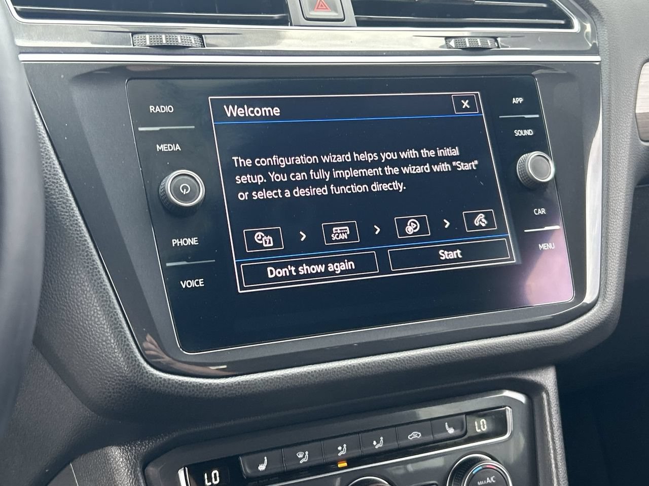 Certified 2021 Volkswagen Tiguan SE R-Line FWD image 23