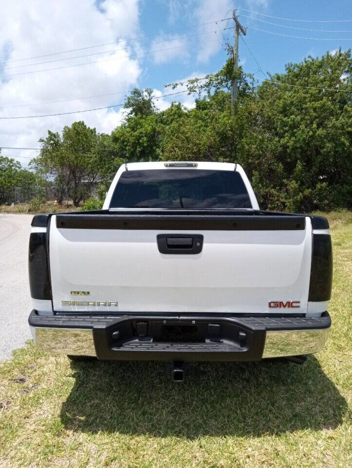 Used 2010 GMC Sierra 1500 SLE w/ Power Pack Plus image 9