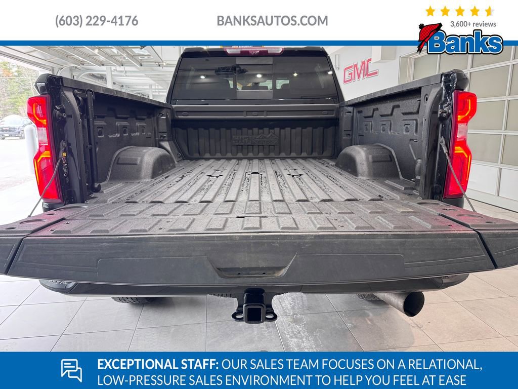 Used 2022 Chevrolet Silverado 3500 High Country w/ Z71 Off-Road Package image 7