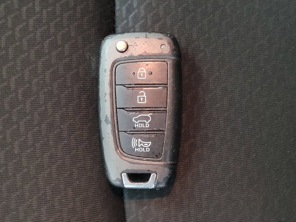 Used 2018 Hyundai Elantra GT image 32